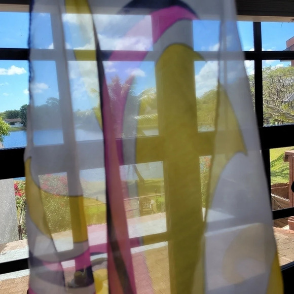 Vintage Psychedelic Yellow Pink Swirl Sheer Scarf 25x26 Mod Groovy Y2K Boho - Picture 4 of 4